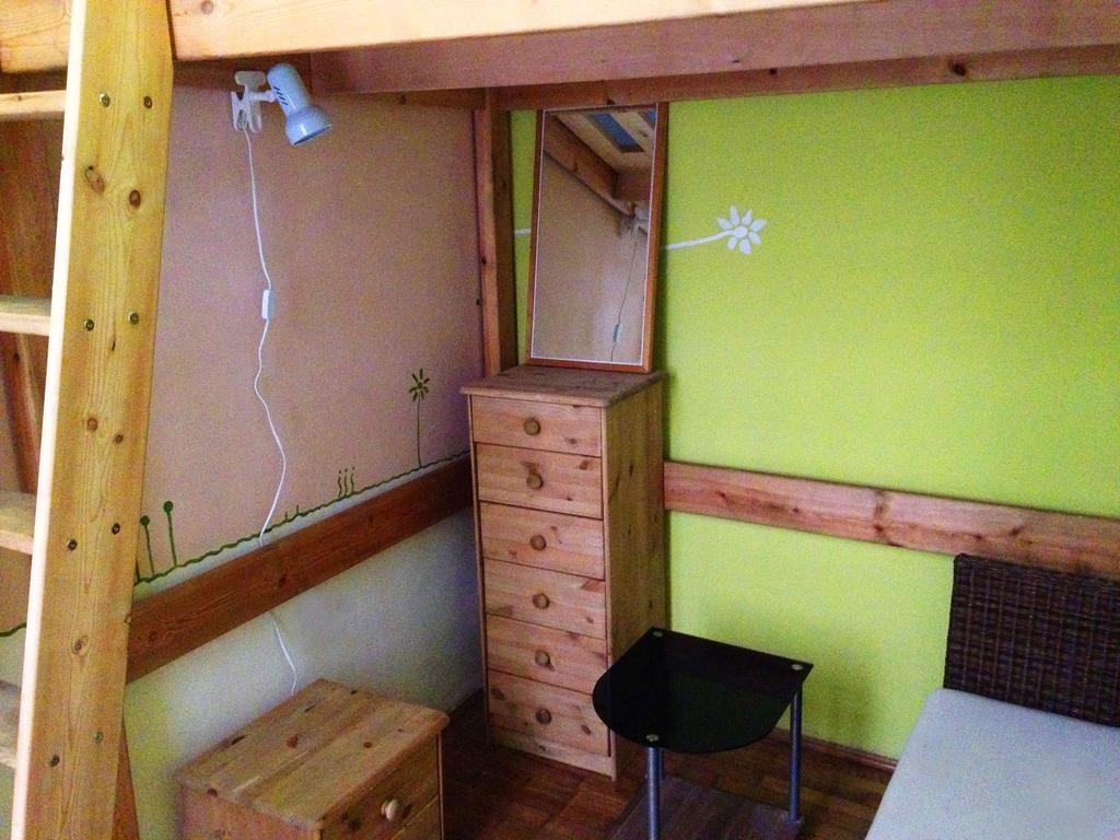 Yolo Hostel Будапешт Номер фото
