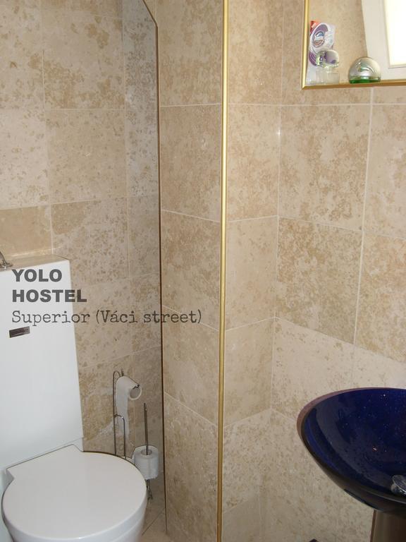 Yolo Hostel Будапешт Экстерьер фото
