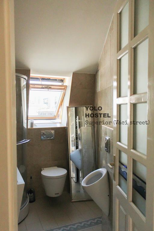 Yolo Hostel Будапешт Экстерьер фото